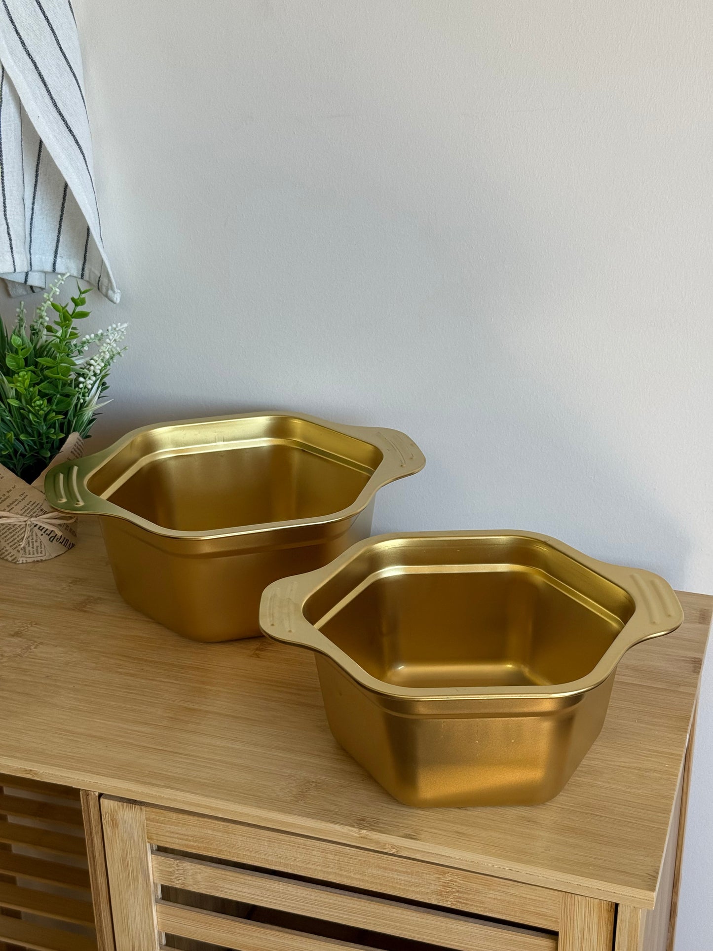Garden Altıgen İki Boy Karaştırma Kase 22 cm, 20 cm, Gold KOD:9874-75